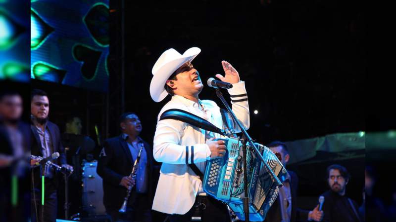 Conquista Alfredo Olivas la Monumental de Morelia 