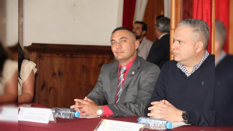 Azael Toledo se suma a  trabajos de la comisión para el traslado del IMSS a Michoacán - Foto 1 