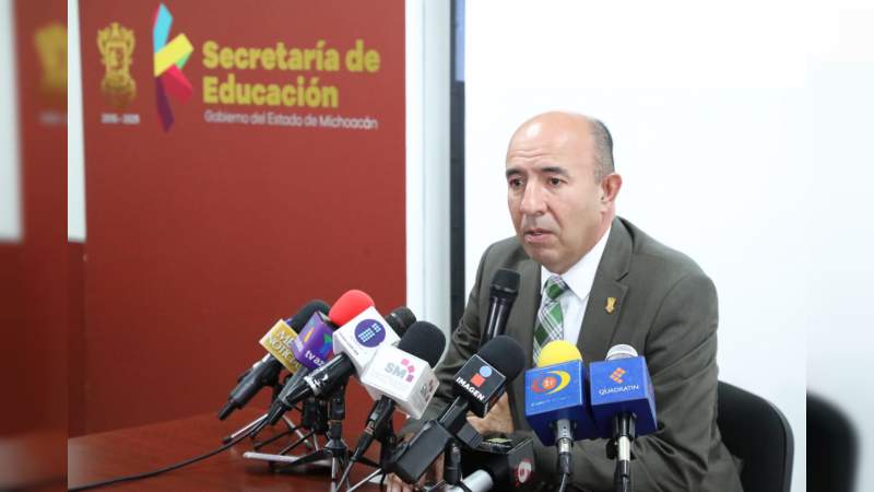 El Secretario de Educación llama a magisterio poner fin a desencuentros, caminar juntos por la educación de Michoacán y plantear a la Federación propuestas 
