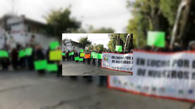 Sindicato de CECyTEM continuará con protestas en demanda de salarios 