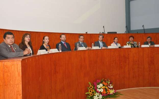 Celebran Día del Químico y 57 Aniversario de la Facultad de Químico Farmacobiología en la UMSNH 