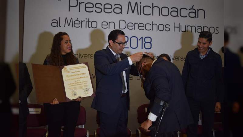 Entrega Consejo de la CEDH Presea Michoacán al Mérito en derechos humanos 2018 - Foto 0 
