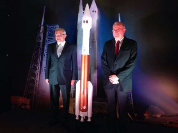 Inauguran exposición del Sistema Satelital Mexicano en el Metro - Foto 2 