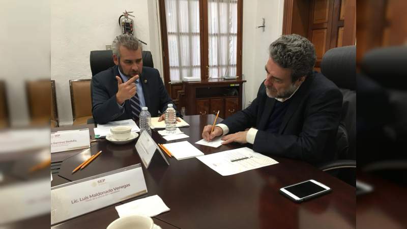 SEP respalda que la UMSNH sea reconocida como universidad nacional: Alfredo Ramírez - Foto 0 