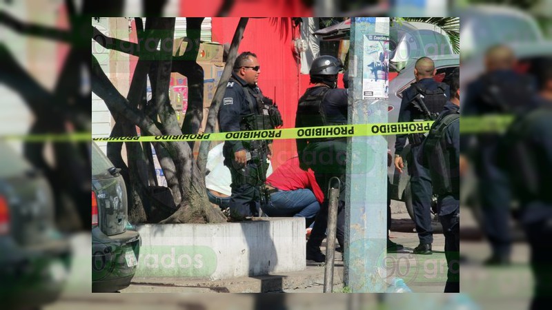 Balacera en una tienda de Zamora deja una mujer herida y tres detenidos - Foto 1 