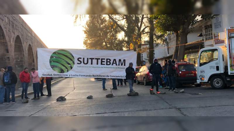 Suttebam bloquea las vialidades en Ventura Puente 