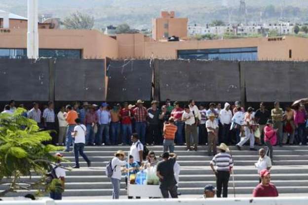Se evaluaron casi dos mil maestros en Guerrero pese a intento de boicot  