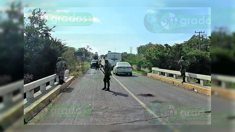 Ejército libera carreteras bloqueadas en Buenavista - Foto 1 
