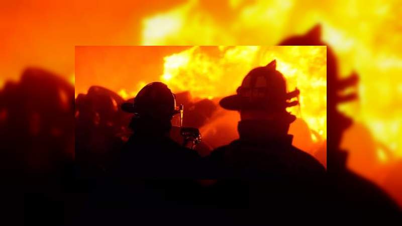 Guanajuato: Se incendia Coppel en Salamanca, deja grandes pérdidas materiales 