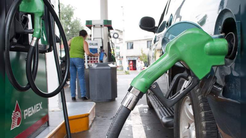 Gasolinas costarán más a partir del 1 de enero 