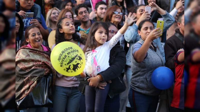Se realiza Cabalgata de los Reyes Magos en Morelia - Foto 7 