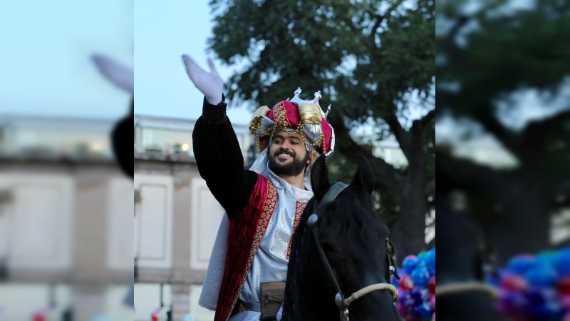 Se realiza Cabalgata de los Reyes Magos en Morelia - Foto 8 