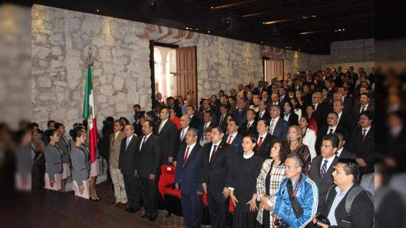 Juntos hemos construido una mejor universidad, juntos saldremos adelante: Medardo Serna González - Foto 0 