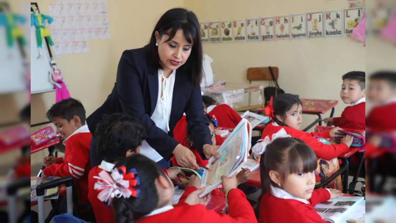 Con normalidad, más de un millón de alumnos regresaron a clases 