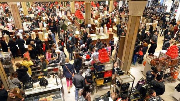 Aguinaldo, para compras de fin de año y pago de deudas - Foto 0 