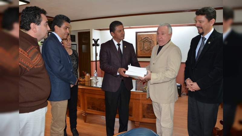 Se reúne Rector de la Universidad Michoacana de San Nicolás de Hidalgo con Oficial Mayor de la SEP - Foto 0 