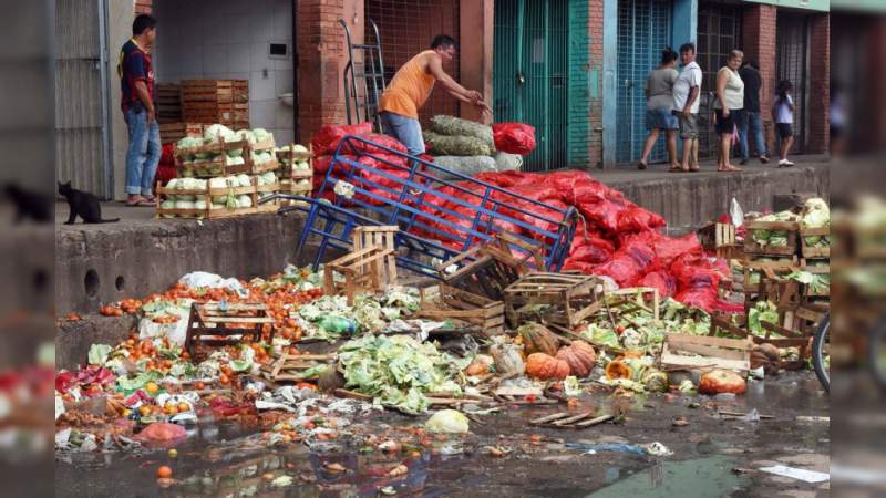 90 mil toneladas de alimentos en peligro por desabasto de gasolina en México 
