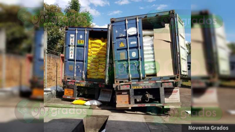 Asegura Policía Michoacán contenedores robados en Uruapan, Michoacán 