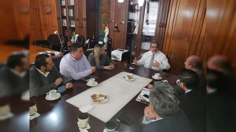 Autoridades educativas trabajan permanentemente para resolver de fondo problemas educativos de Michoacán - Foto 1 