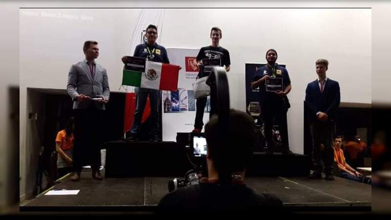 Estudiantes del Tec Ciudad Hidalgo, ganadores en concurso internacional realizado en Polonia - Foto 0 