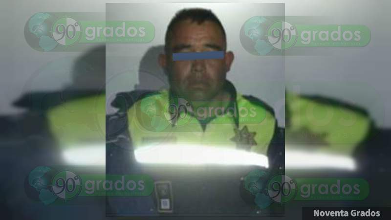 Detienen a cinco policías huachicoleros en el Estado de México - Foto 2 
