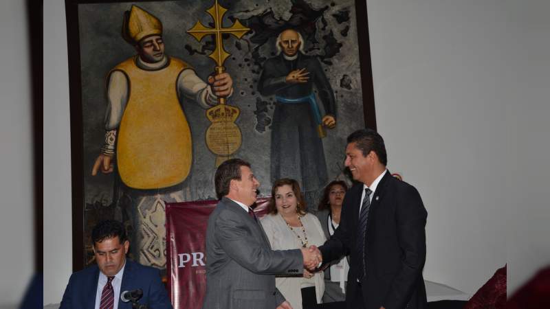 Rector rinde protesta como miembro del Consejo Consultivo del Consumo de Profeco - Foto 0 