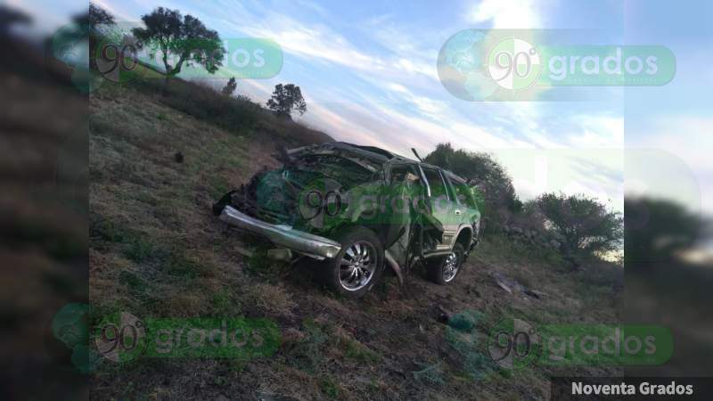 Muere joven pareja en trágico accidente en Angamacutiro, Michoacán 