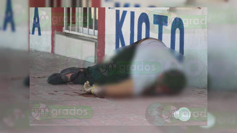 Asesinan a un hombre en Zihuatanejo 