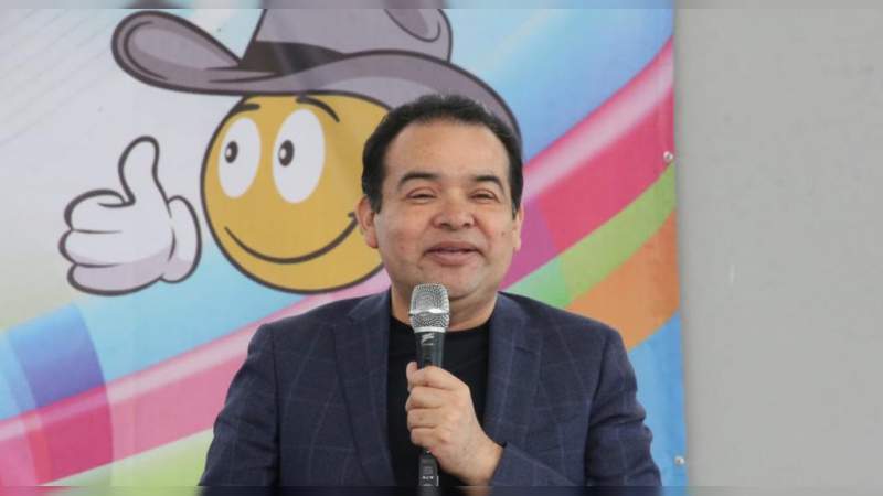 Tony Martínez invita al primer Festival Nacional de Parapente en el municipio de Hidalgo 