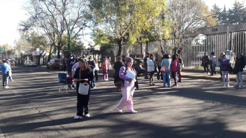 CNTE vuelve a bloquear la avenida Ventura Puente 