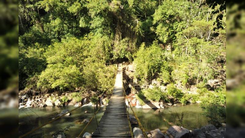 Ecoturismo en los Chorros del Varal - Foto 0 