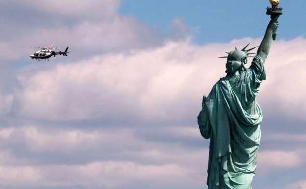 Evacuan la Estatua de la Libertad por amenaza de bomba 