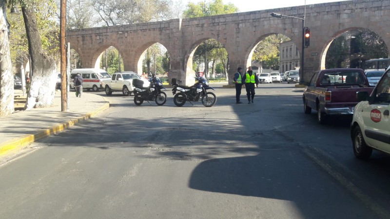 CNTE bloquea de nueva cuenta la avenida Ventura Puente - Foto 2 