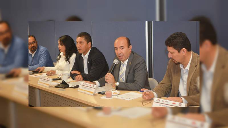 Invertirán más de 24 millones en equipamiento y obras en beneficio de 10 instituciones nicolaitas - Foto 2 