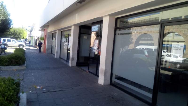 Se libera la vialidad en la avenida Ventura Puente - Foto 2 