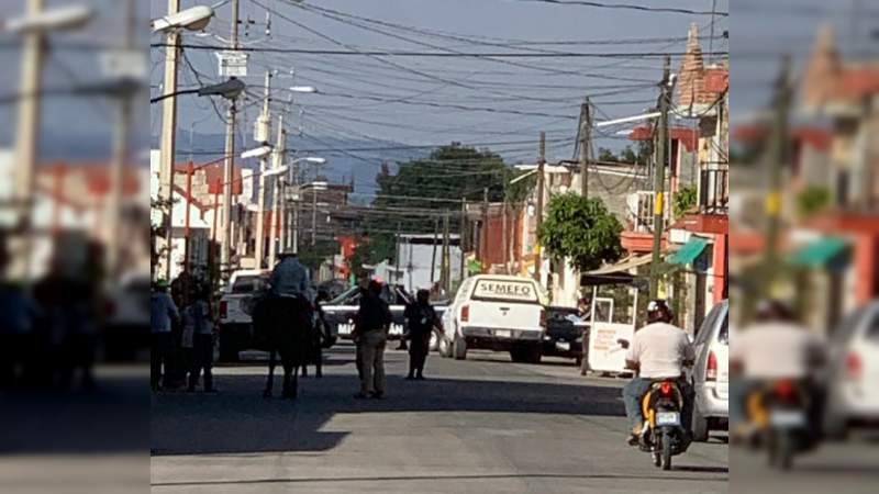 Ejecutan a dos en zona centro de Zihuatanejo, Guerrero 