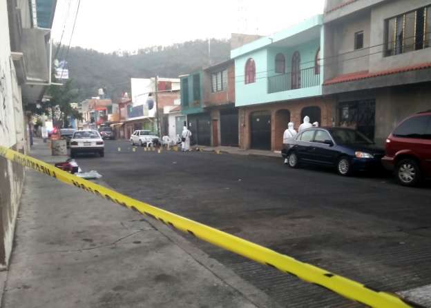Cuatro muertos y cinco heridos tras agresión a balazos en Morelia - Foto 0 
