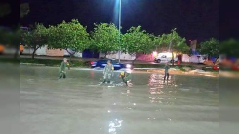 Suspenden clases en Playa del Carmen y activan Plan DN-III-E por lluvias - Foto 1 