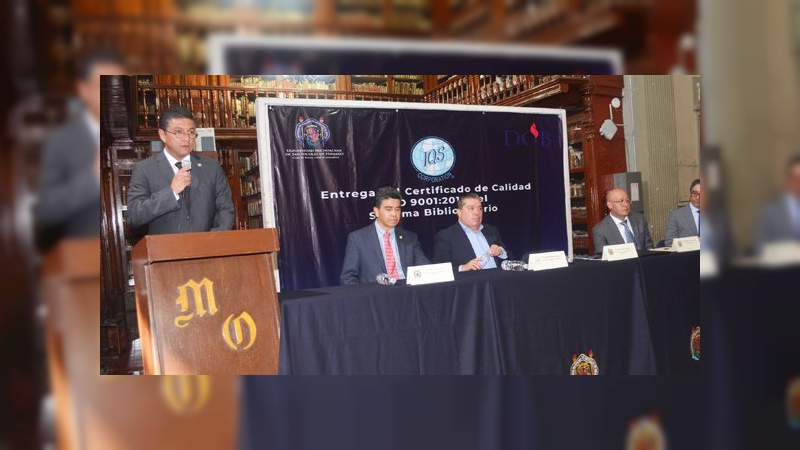 Entregan certificado ISO 9001:2015 al Sistema Bibliotecario de la UMSNH - Foto 2 