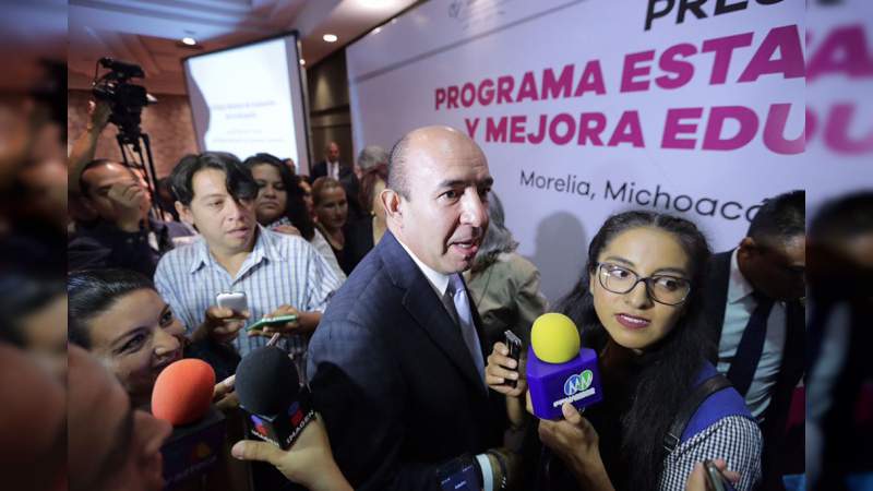 Se está valorando la posibilidad de no llevar a cabo descuentos a los maestros de la CNTE en Michoacán: Alberto Frutis  