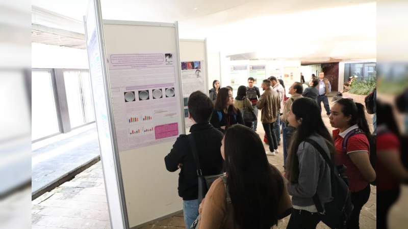 Logra Michoacán mejorar nivel académico en Educación Media Superior 