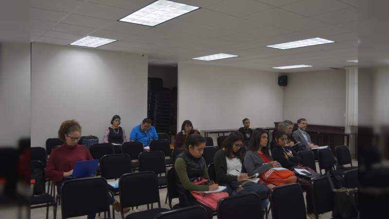 Inicia seminario “Aportes a la construcción de la Historia Política de México y América Latina” - Foto 1 