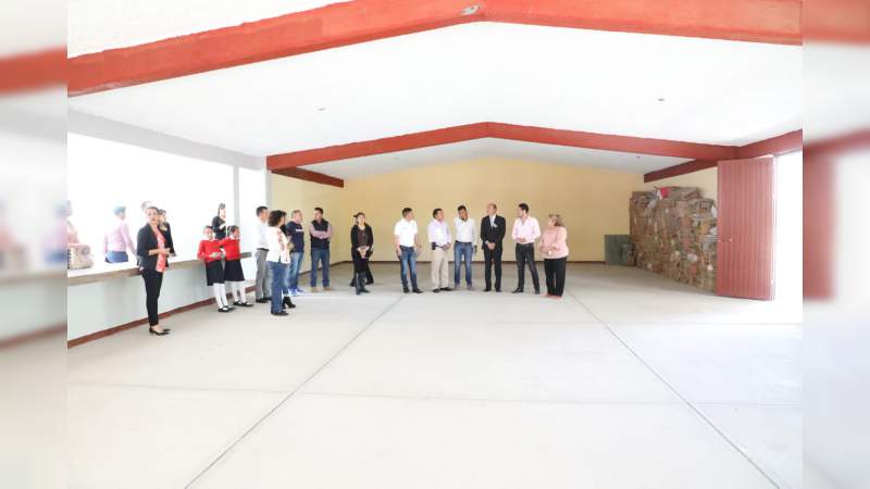 Continúa SEE con la entrega de obras en escuelas de Educación Básica en Michoacán - Foto 0 