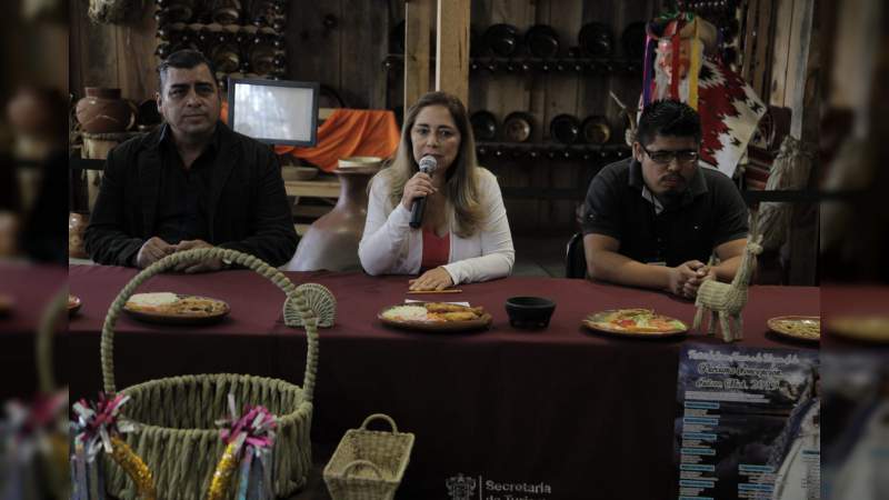 Pueblo Mágico de Cuitzeo prepara su Tradicional “Convite de Mojigangas” y “Toritos de Petate”   - Foto 1 