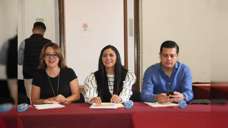 Pactan impulso al sector turístico en Michoacán, entre Congreso y Sectur: Araceli Saucedo - Foto 2 