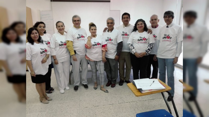 Intensa campaña “No es Amor es Violencia” En el Hospital General de Uruapan “Dr. Pedro Daniel Martínez”  - Foto 1 