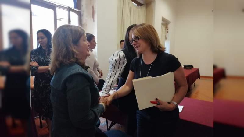 Propone la diputada Sandra Luz Valencia condecoración para reconocer la promoción turística - Foto 1 