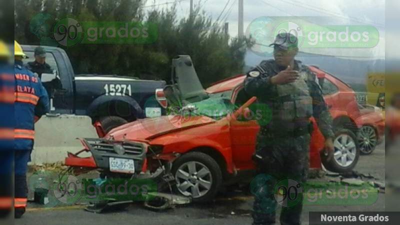Deja cinco heridos choque sobre la Acapulco - Zihuatanejo, en Guerrero