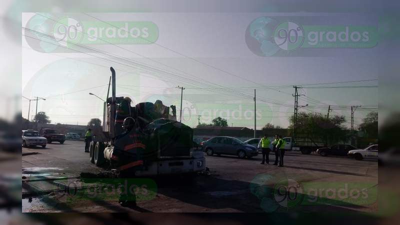 Queman vehículos y una patrulla en Guanajuato, por incursión policiaca en el bastión de “El Marro” - Foto 0 