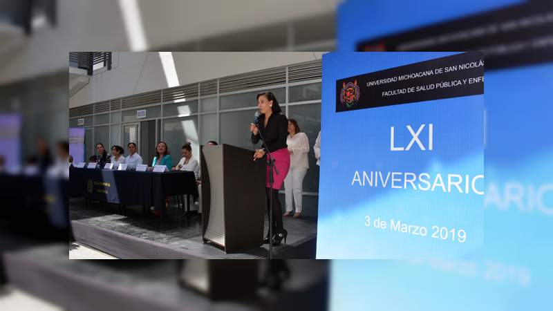 Festejan LXI aniversario de la Facultad de Salud Pública y Enfermería - Foto 0 